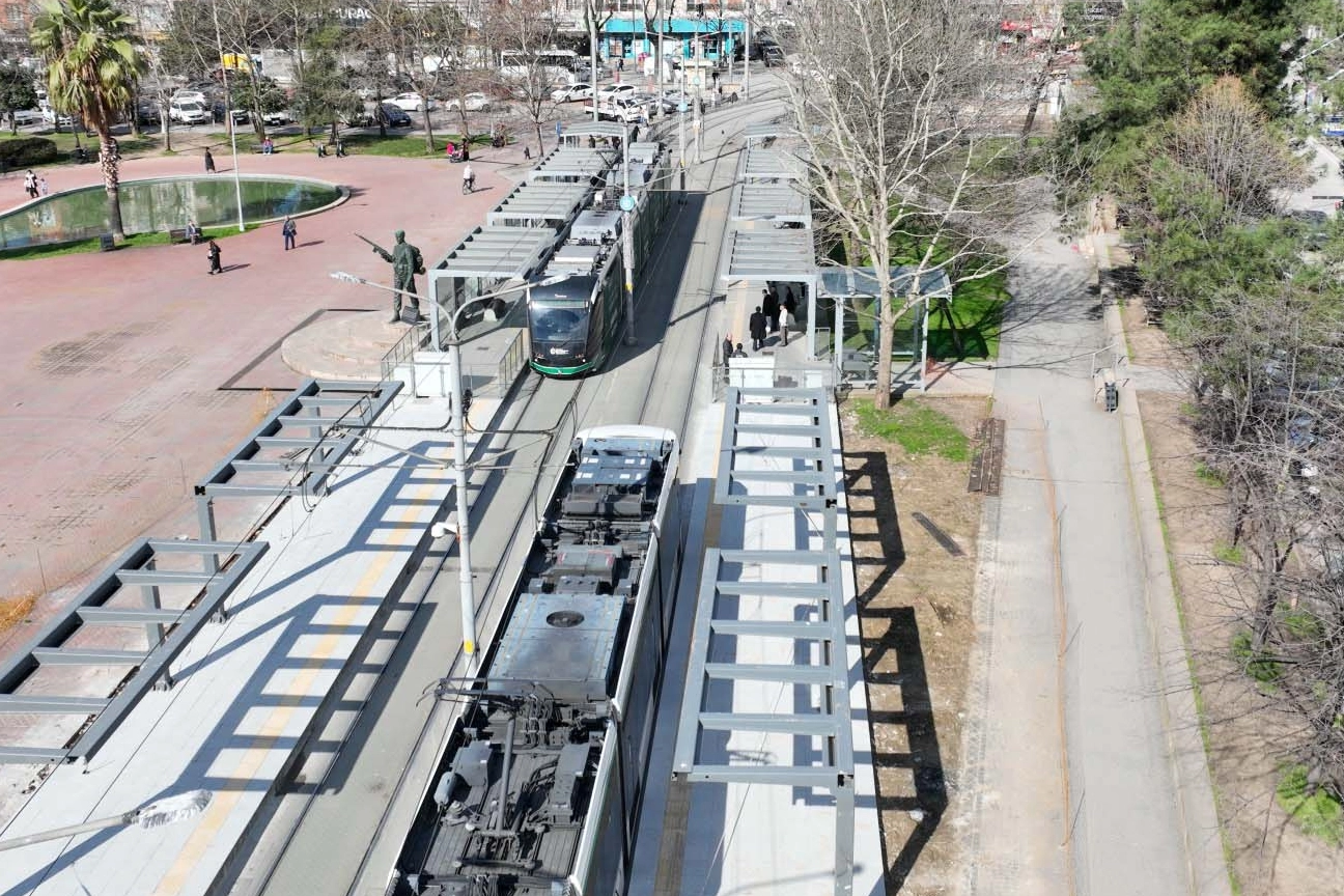 Kocaeli&nbsp;Ak&ccedil;aray&rsquo;da Duraklar Uzuyor, Kapasite İki Katına &Ccedil;ıkıyor