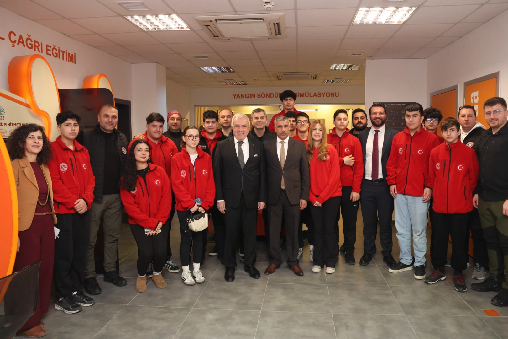 Nil&uuml;fer, Deprem Sim&uuml;lasyon Merkezi&rsquo;ni &ldquo;Eğitim Mutfağı&rdquo;na d&ouml;n&uuml;şt&uuml;rd&uuml;