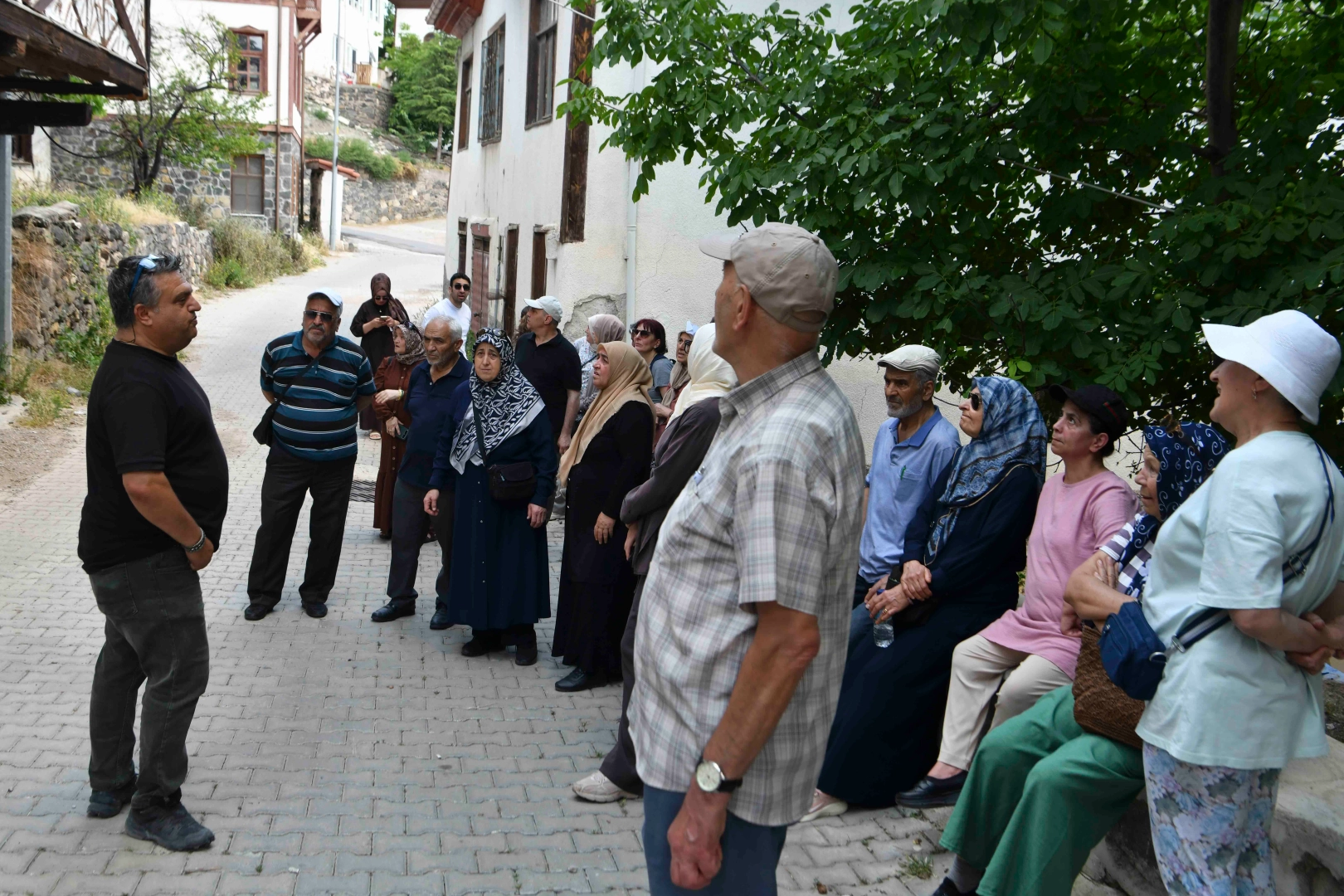 Başkentliler Ankara&rsquo;yı &Uuml;cretsiz &ldquo;Kent Gezileri&rdquo; İle Keşfediyor