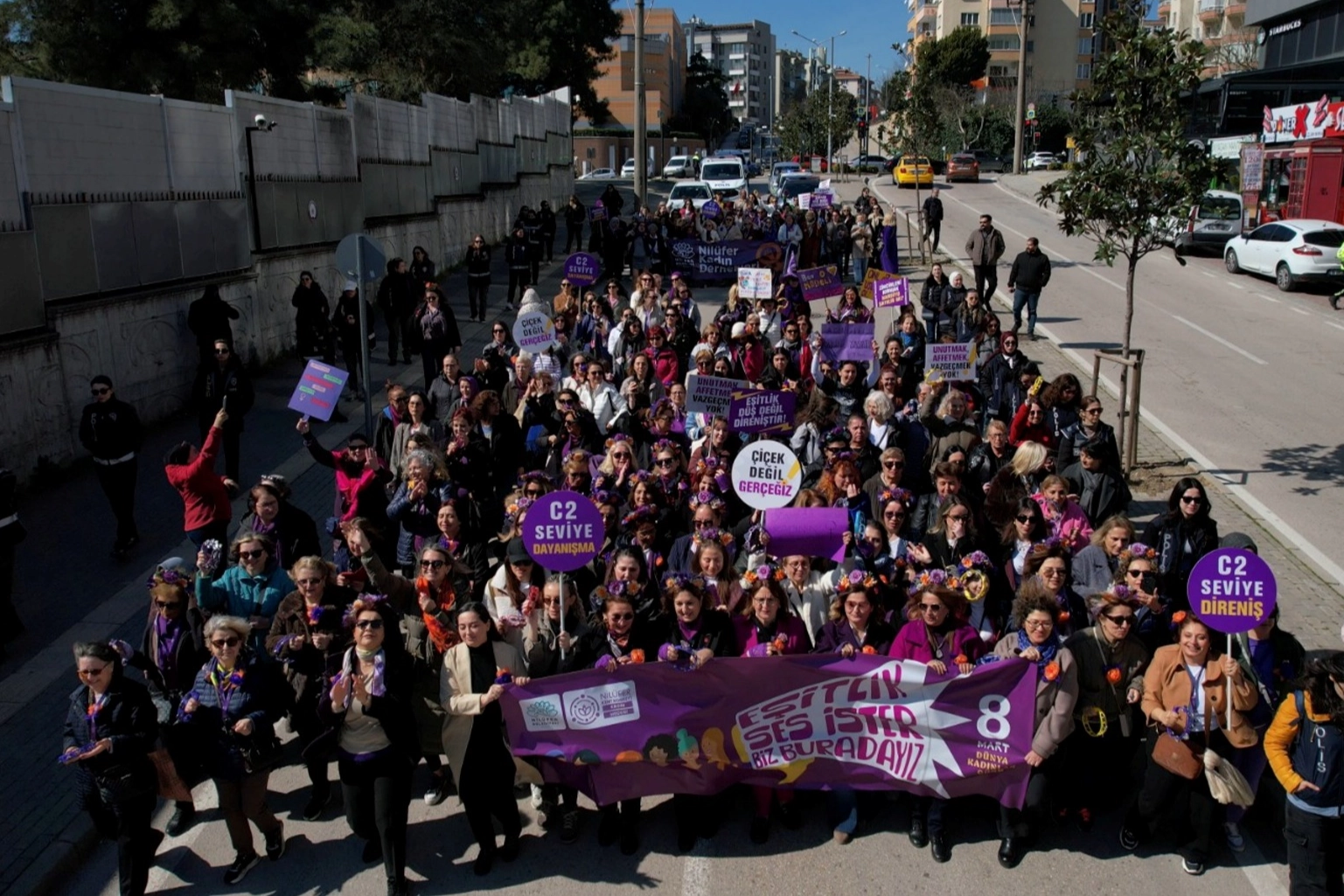 Nil&uuml;fer&rsquo;de Kadınlar Tek Ses Oldu