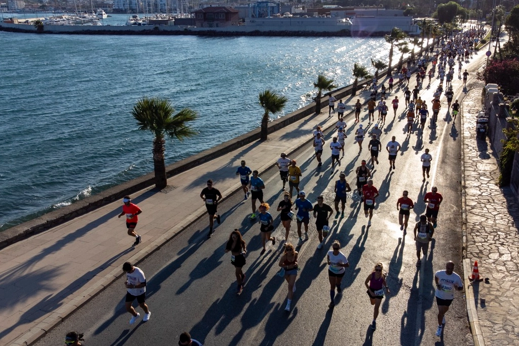 Uluslararası Ayvalık Kurtuluş Yarı Maratonu Pazar G&uuml;n&uuml; Koşuluyor