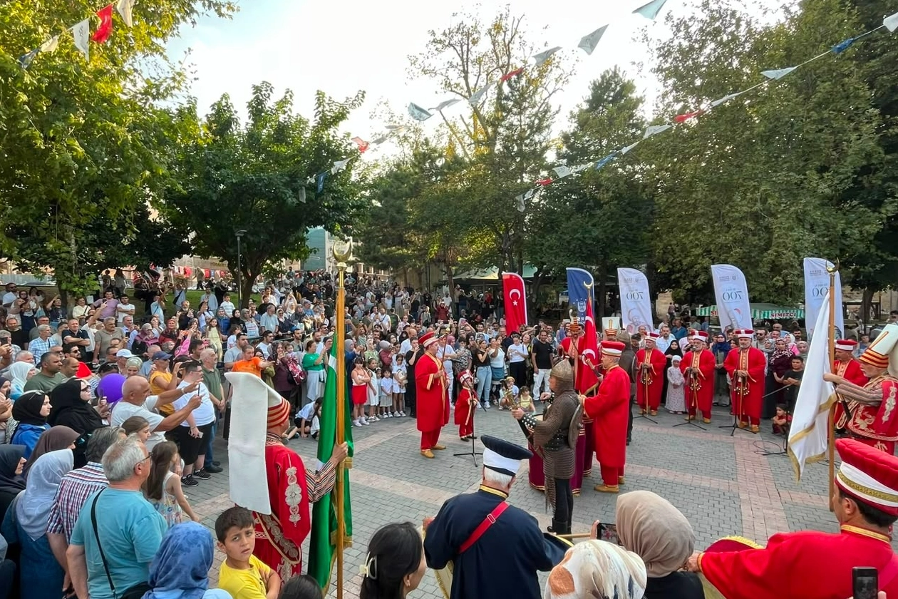 Bursa&rsquo;da 700 Yıllık Fetih Ruhu Marşlarla Yaşatılıyor
