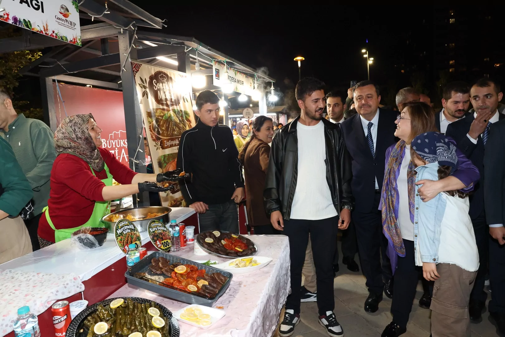 GastroAntep&rsquo;te Stantlara Başkan Şahin&rsquo;den Yakın İlgi