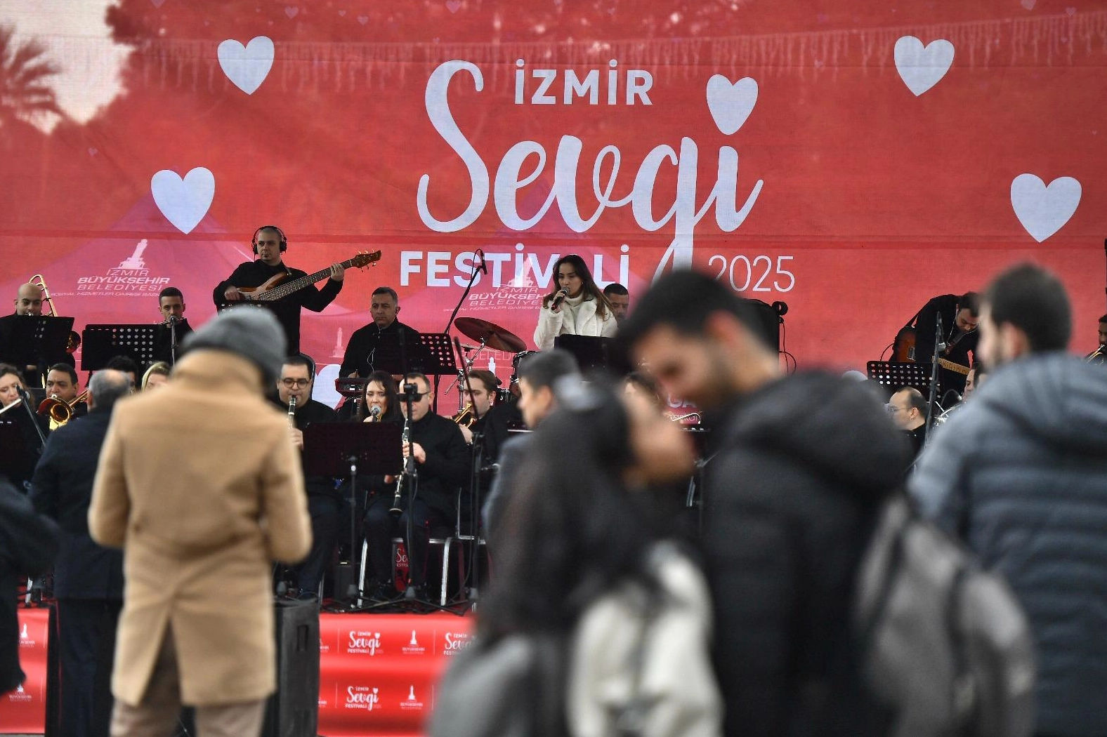 İzmir K&uuml;lt&uuml;r ve Sanatın Adresi Oldu