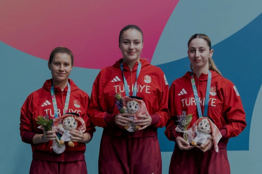 Belediyesporlu Özge Yılmaz'dan Gümüş Madalya