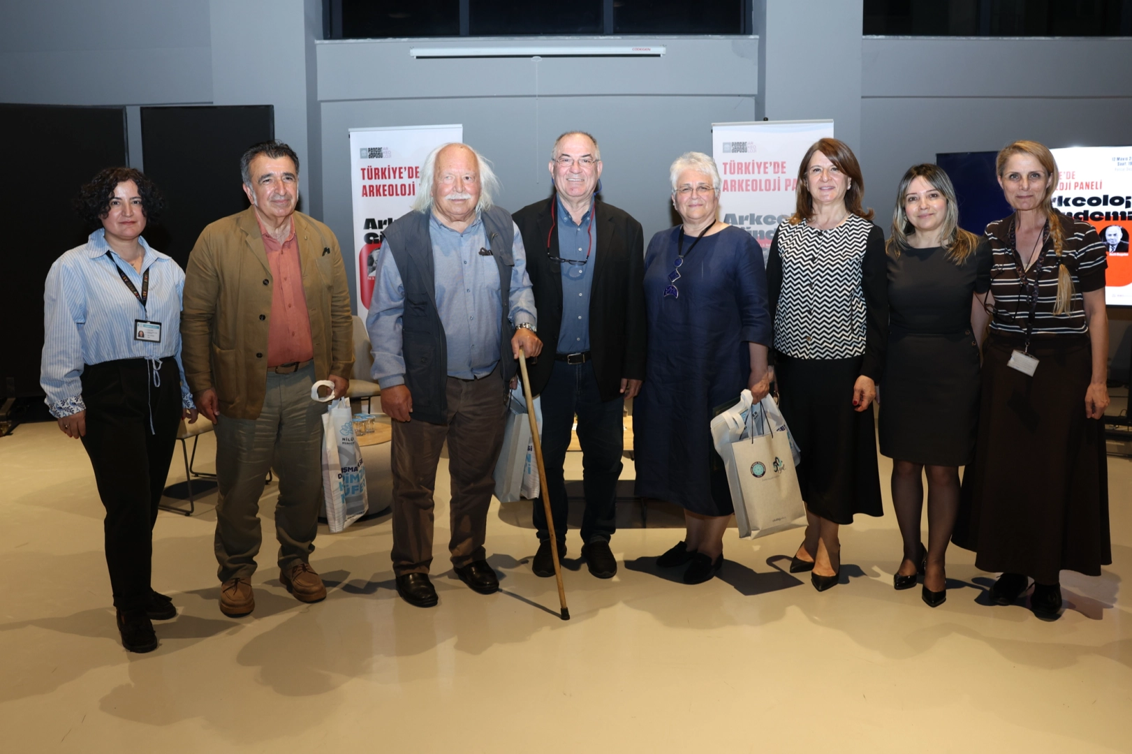 Arkeolojinin Duayenleri Nil&uuml;fer&rsquo;de Buluştu