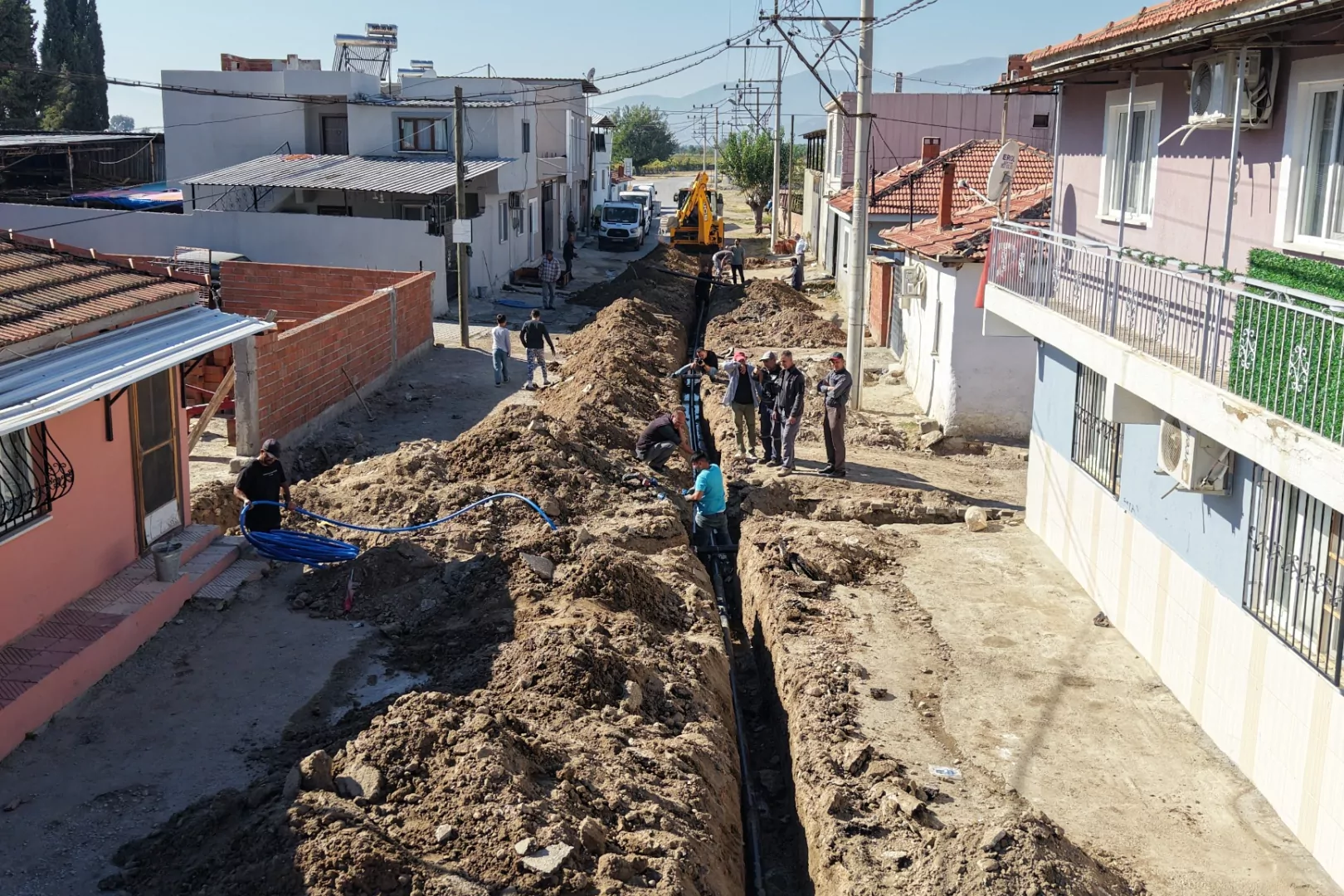 Manisa'da&nbsp;Yeşilk&ouml;y&rsquo;&uuml;n 40 Yıllık İ&ccedil;me Suyu Altyapısı Yenilendi