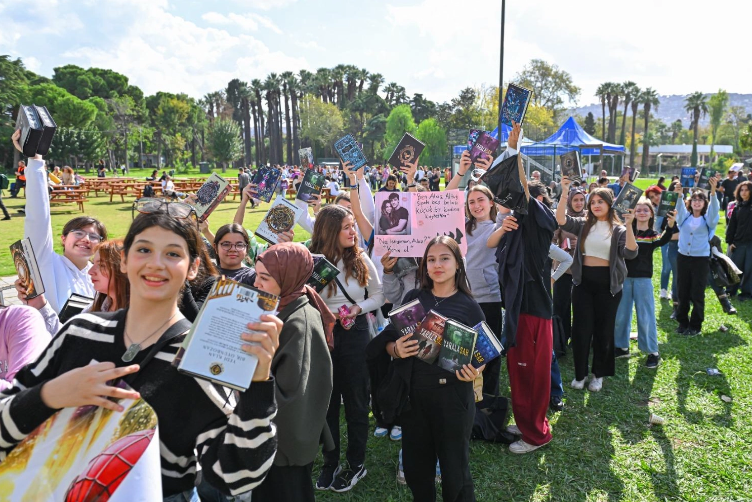 7. İzmir Kitap Fuarı Kapılarını A&ccedil;ıyor