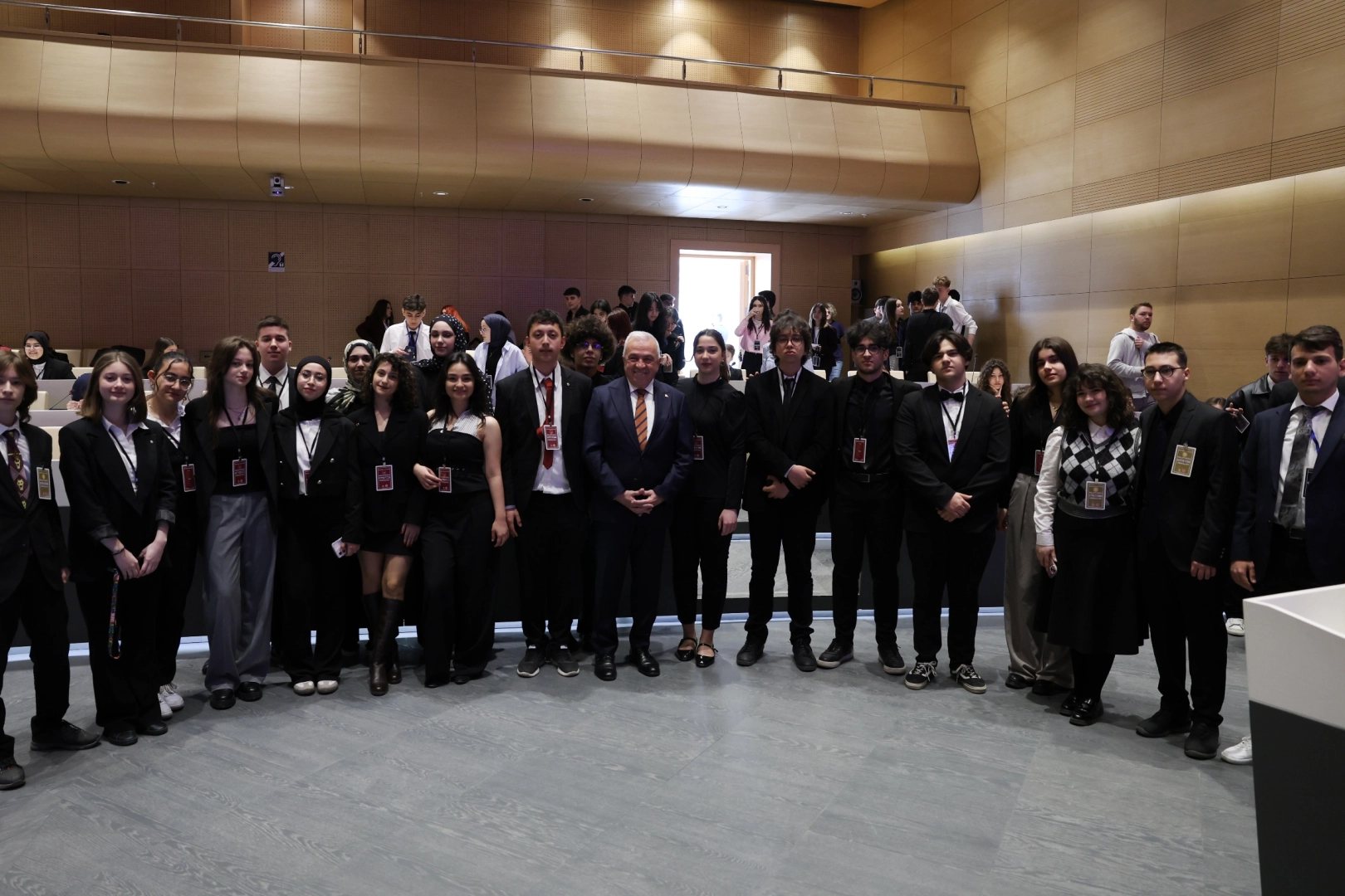 T&uuml;rkiye&rsquo;nin Yarınları Nil&uuml;fer&rsquo;de Demokrasi Provası Yaptı