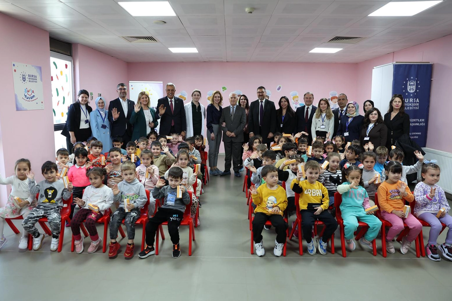 Bursa Yuvam’da Sağlıklı Gülüş Zamanı