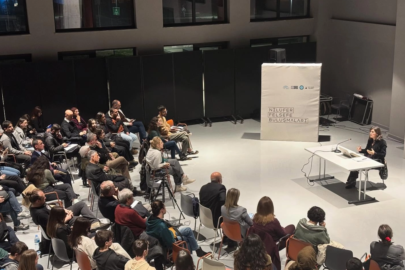 Felsefe Buluşmaları&rsquo;nda Politik Şiddet Tartışıldı