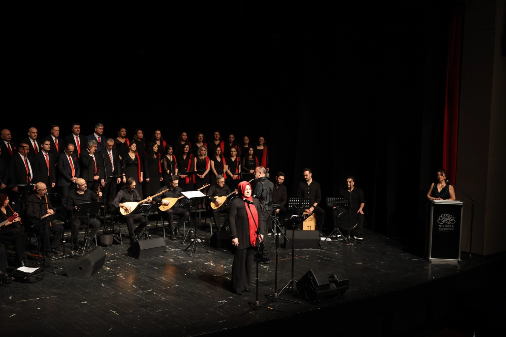 Anadolu&rsquo;nun Ezgileri Nil&uuml;fer&rsquo;de Yankılandı