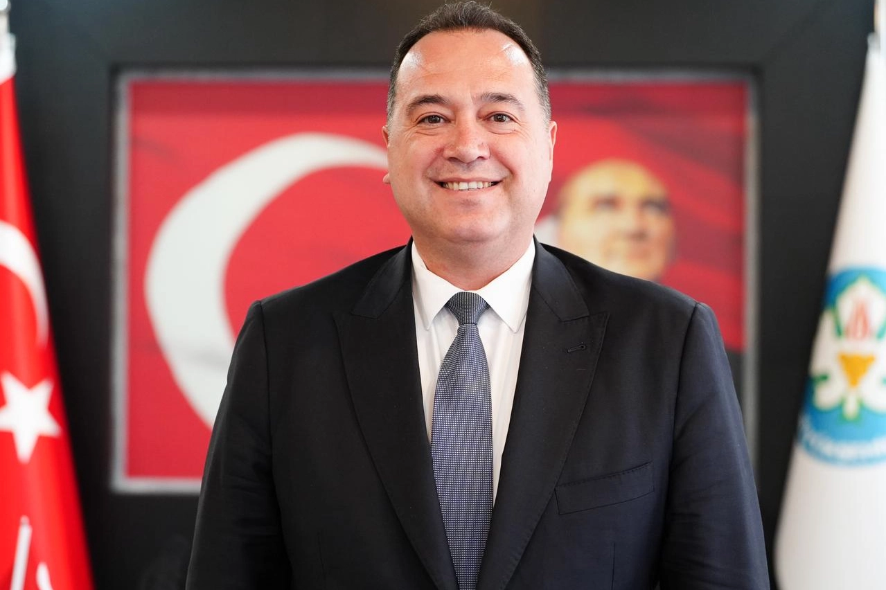 Başkan Dutlulu Manisalıların Bayramını Kutladı