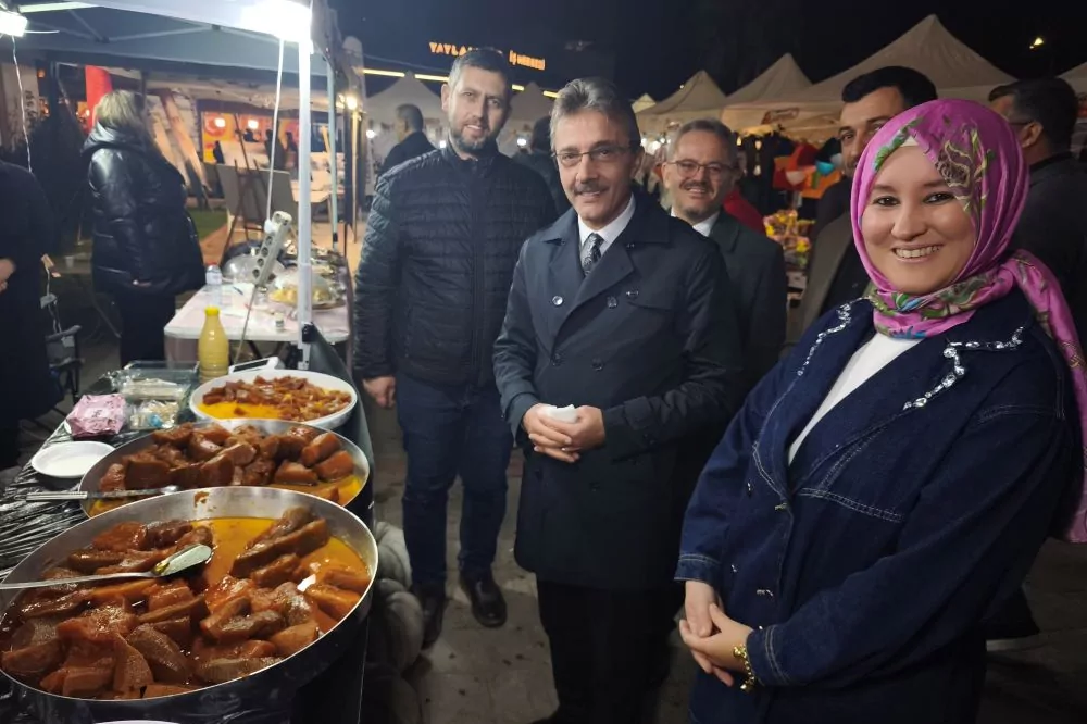 Sakarya'da Lezzet ve K&uuml;lt&uuml;r Bir Arada: 2. Gabak Festivali Coşkuyla Başladı!