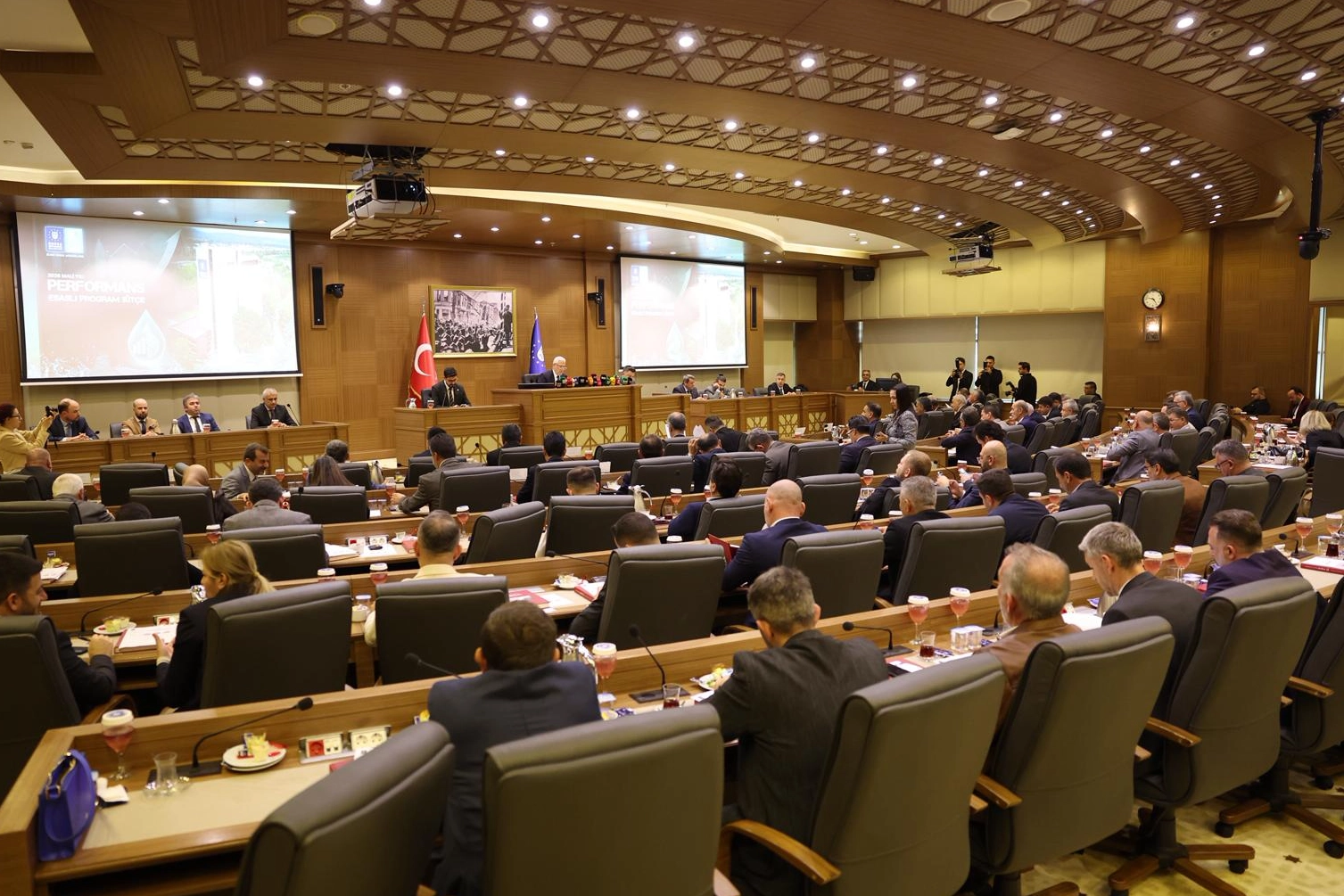 Bozbey: “Bursa’yı Geleceğe Hazırlıyoruz”