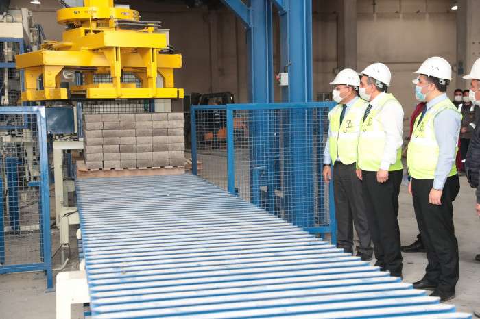 B&uuml;y&uuml;kşehir bu kez de b&uuml;z boru &uuml;retimine ge&ccedil;iyor 