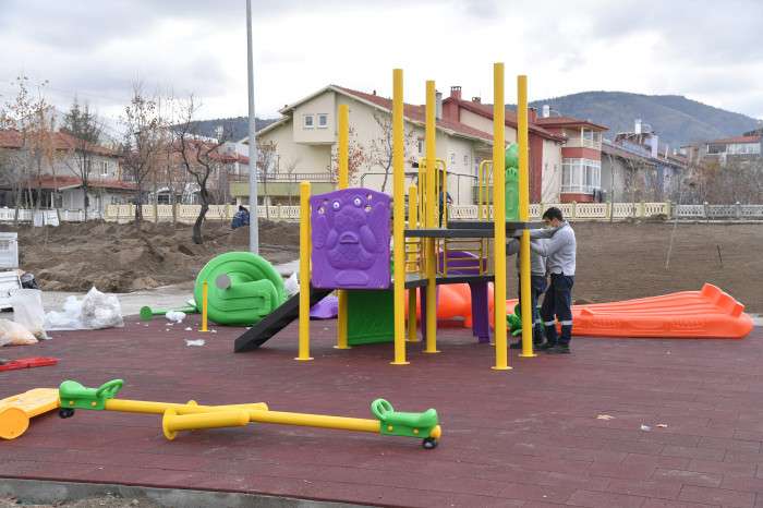 Batıkent Mahallesi modern parkına kavuşuyor