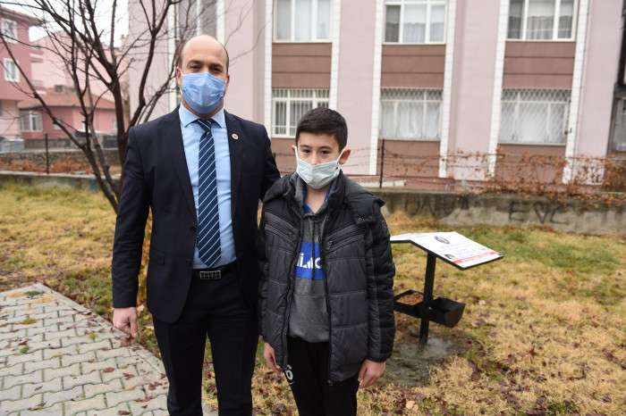 Başkan Aşgın, Yiğit'i sevindirdi 