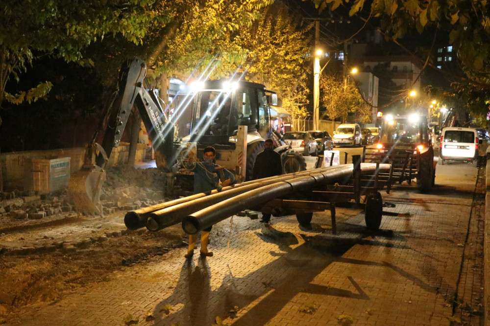 ŞUSKİ, yılın ilk dakikalarında yine sahadaydı 