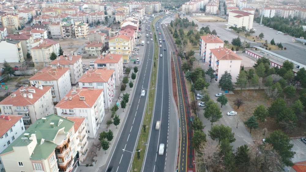 Yenilenen yürüyüş ve bisiklet yolu hizmete açıldı 
