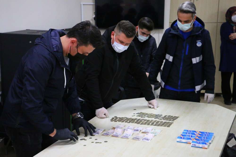 Yalova'da sivil zabıtalar iş başında