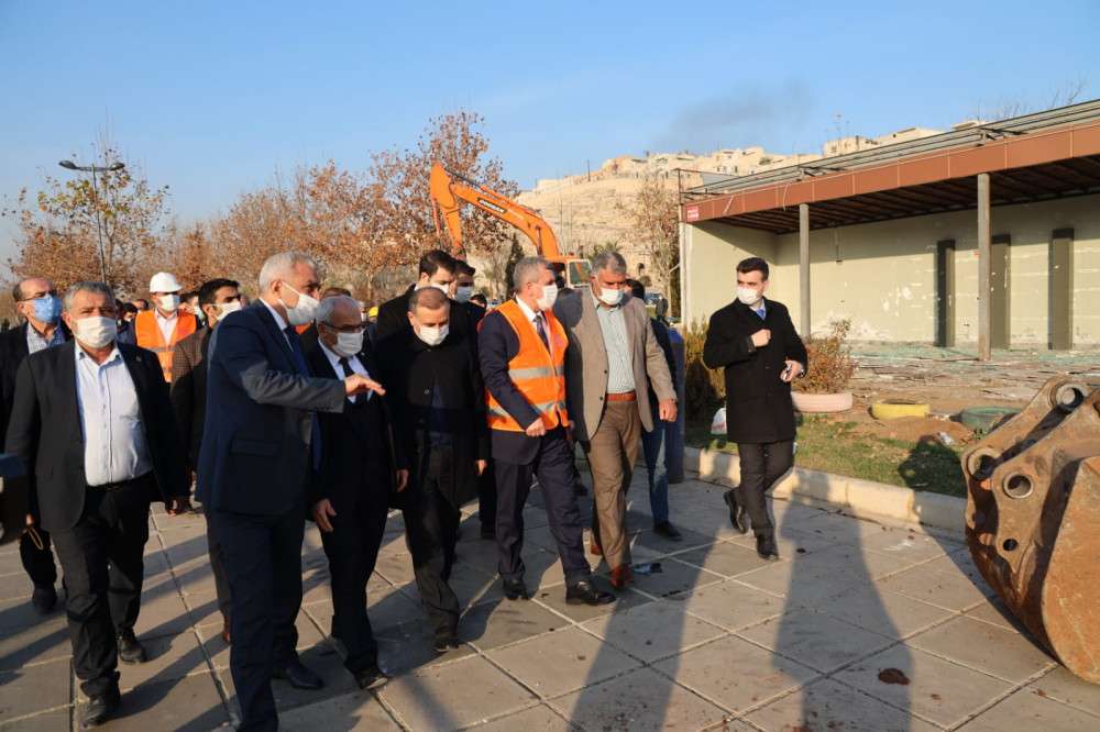 B&uuml;y&uuml;kşehir, Haleplibah&ccedil;e&rsquo;deki tarihi sil&uuml;eti g&uuml;n y&uuml;z&uuml;ne &ccedil;ıkarıyor