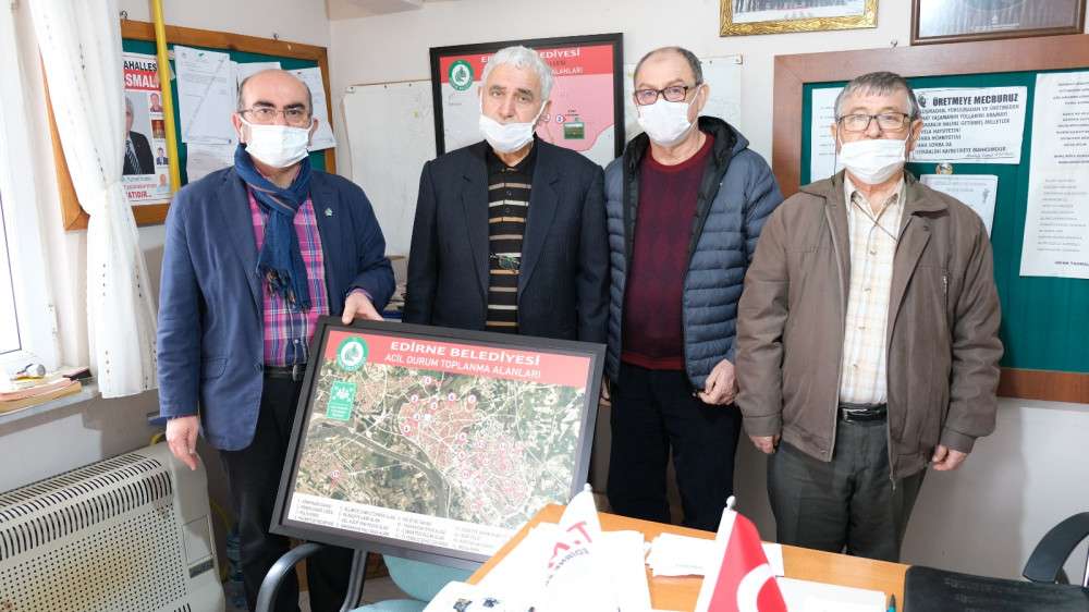 Belediye, toplanma alanları konusunda halkı bilgilendirdi 