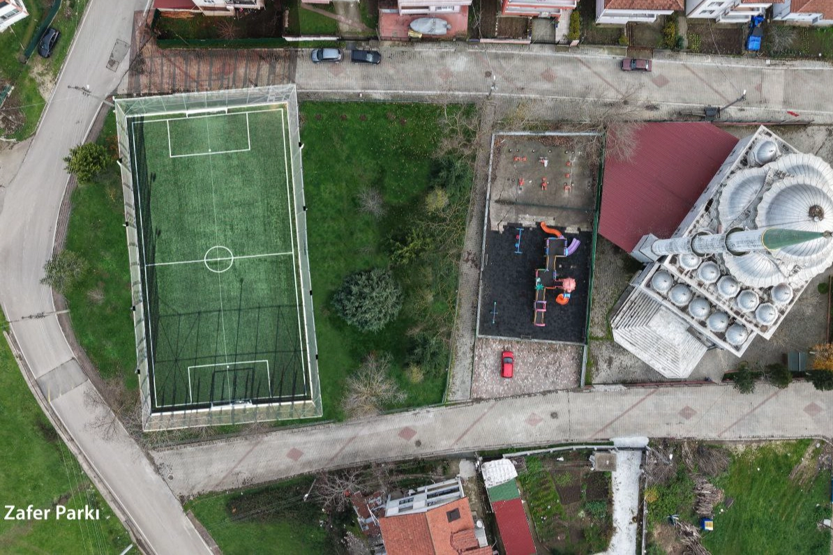 Kandıra&rsquo;ya 5 Yeni Halı Saha