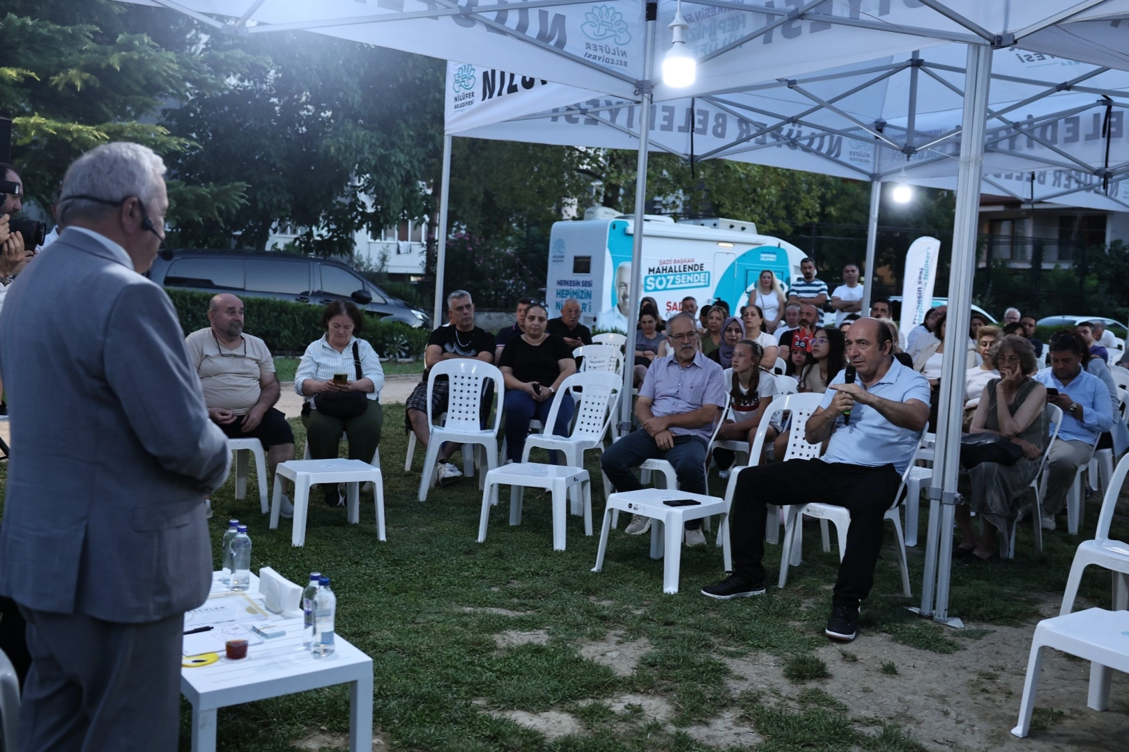 Başkan &Ouml;zdemir Beşevler&rsquo;de Vatandaşlarla Buluştu