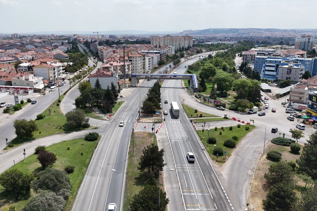 Tepebaşı Kavşağı&rsquo;ndaki Trafik D&uuml;zenlemesinde S&uuml;re Uzatıldı