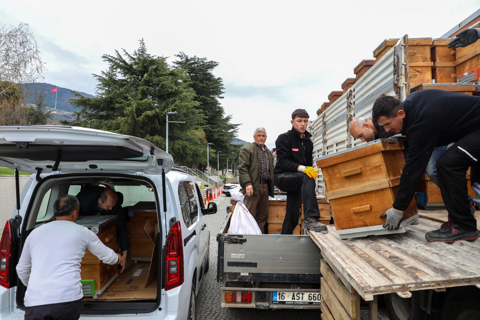 Arıcılık Bursa&rsquo;da B&uuml;y&uuml;kşehir'le Canlandı