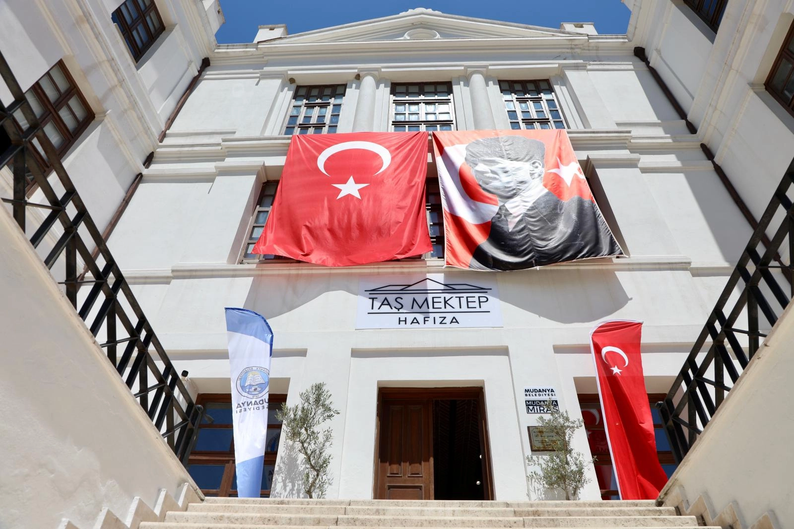 Mudanya'da "Taş Mektep Hafıza&rdquo; Kapılarını A&ccedil;tı