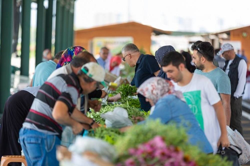 Kayseri'de Doğal Ürünler Bahçesi Pazarı açıldı