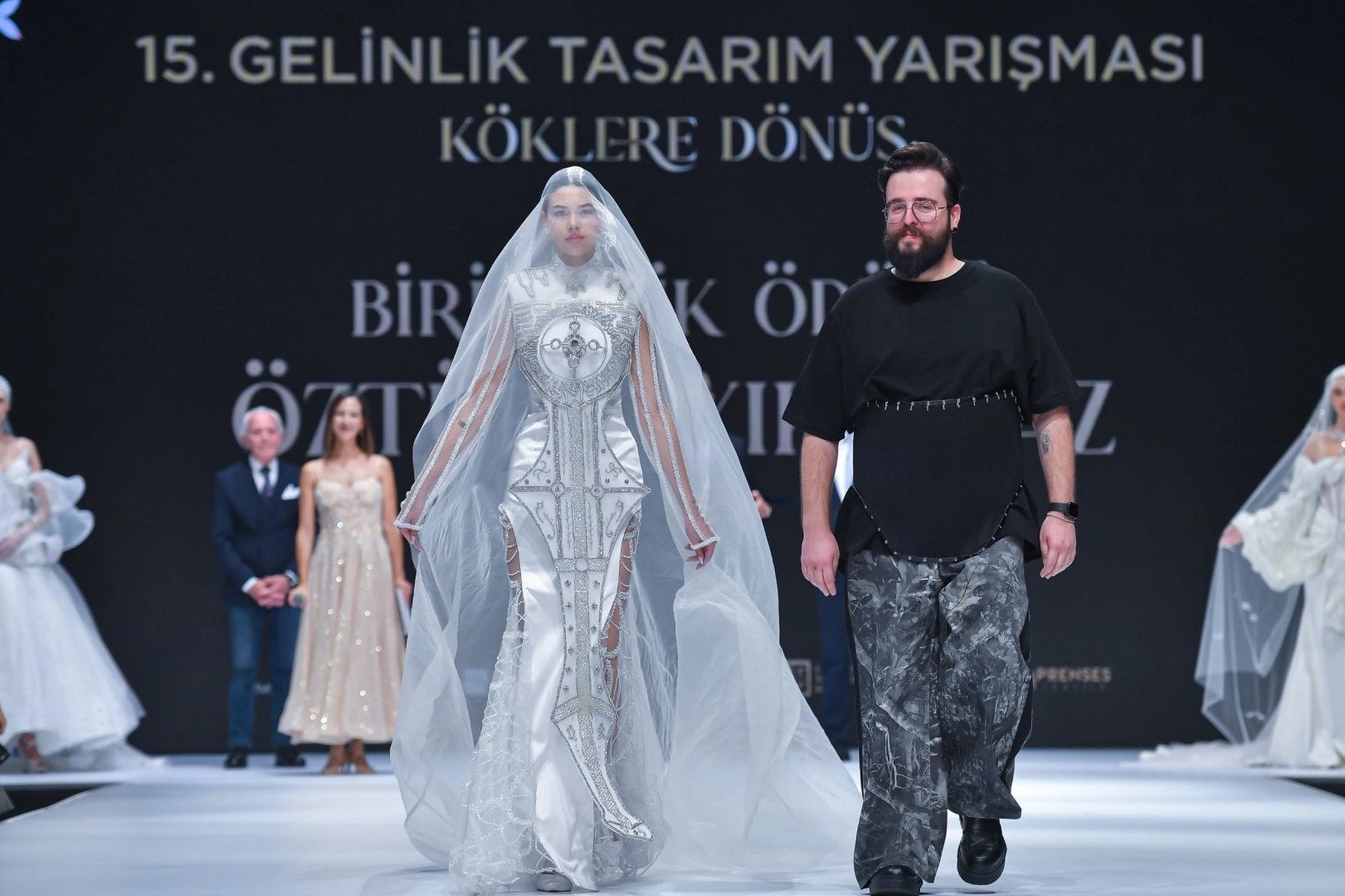 İzmir'de 16. Gelinlik Tasarım Yarışması’nda finalistler belli oldu