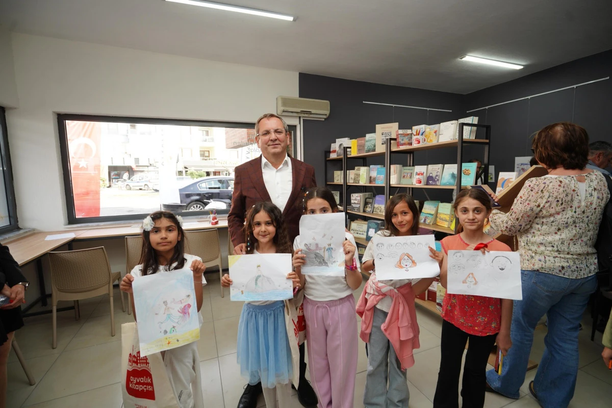 Ayvalık Belediyesi’nden Çocuklara Renkli Bir Yaz Atölyesi