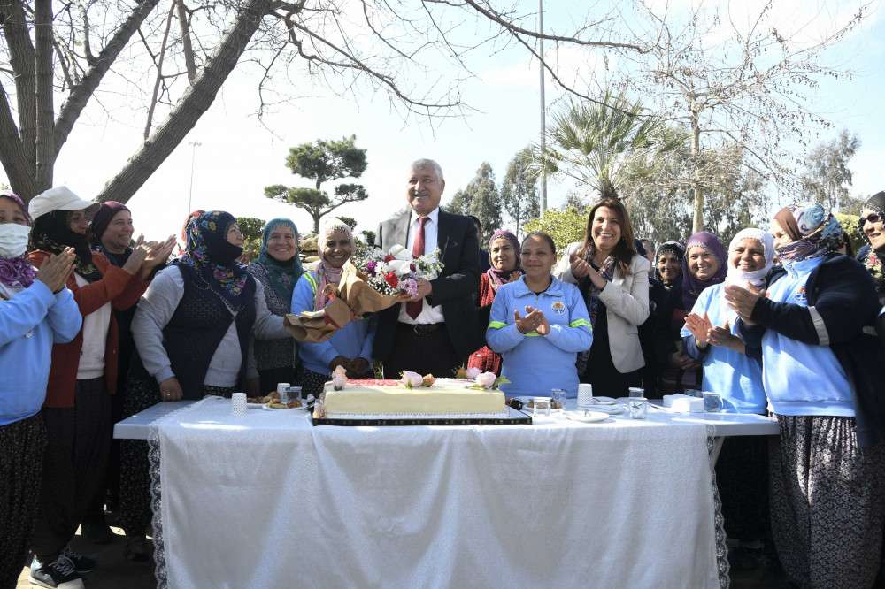 Başkan Karalar, “Eşit, uygar ve sağlıklı toplum için Atatürk’ün yolundayız.”