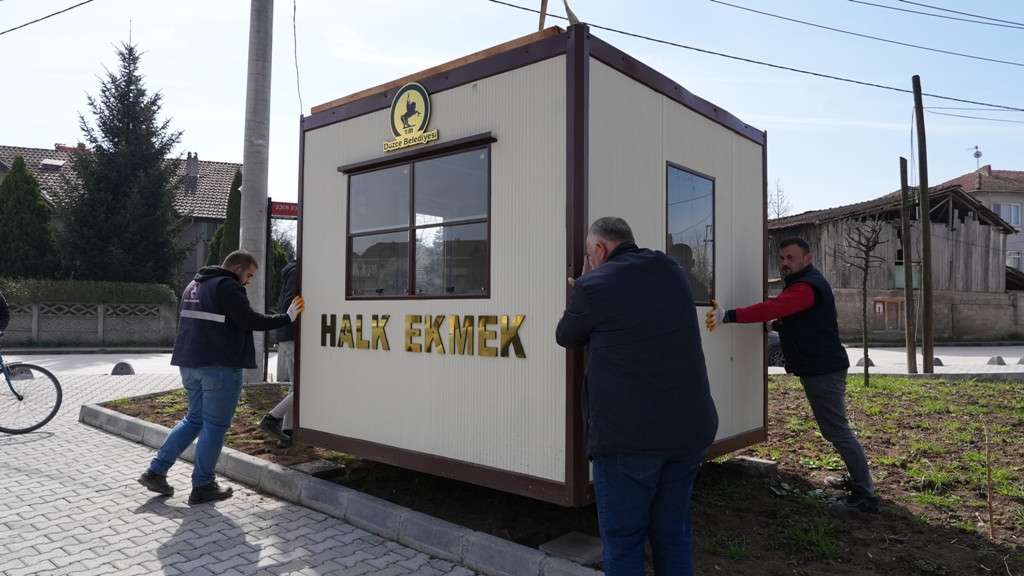 Düzce'ye yeni halk ekmek büfeleri yerleştirildi