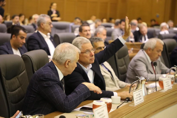 Güzelyalı'nın Yıllardır Süren İmar Sorunu Çözüldü