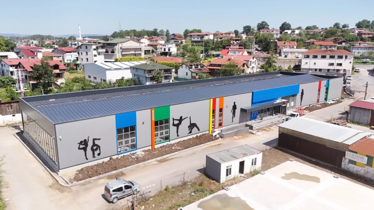 Kartepe&rsquo;de Yeni Bir Spor Kompleksi Y&uuml;kseliyor