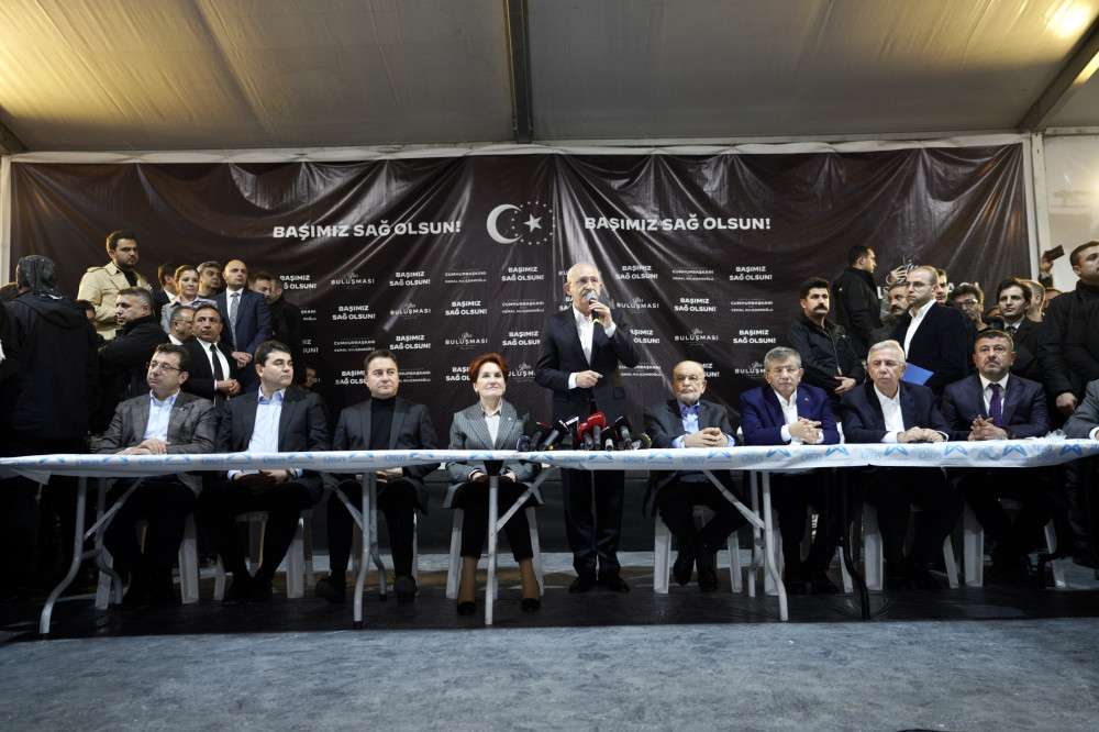 Mersin Büyükşehir'in Mobil Mutfak Tırı Ramazan boyunca Malatya'da iftar çıkaracak