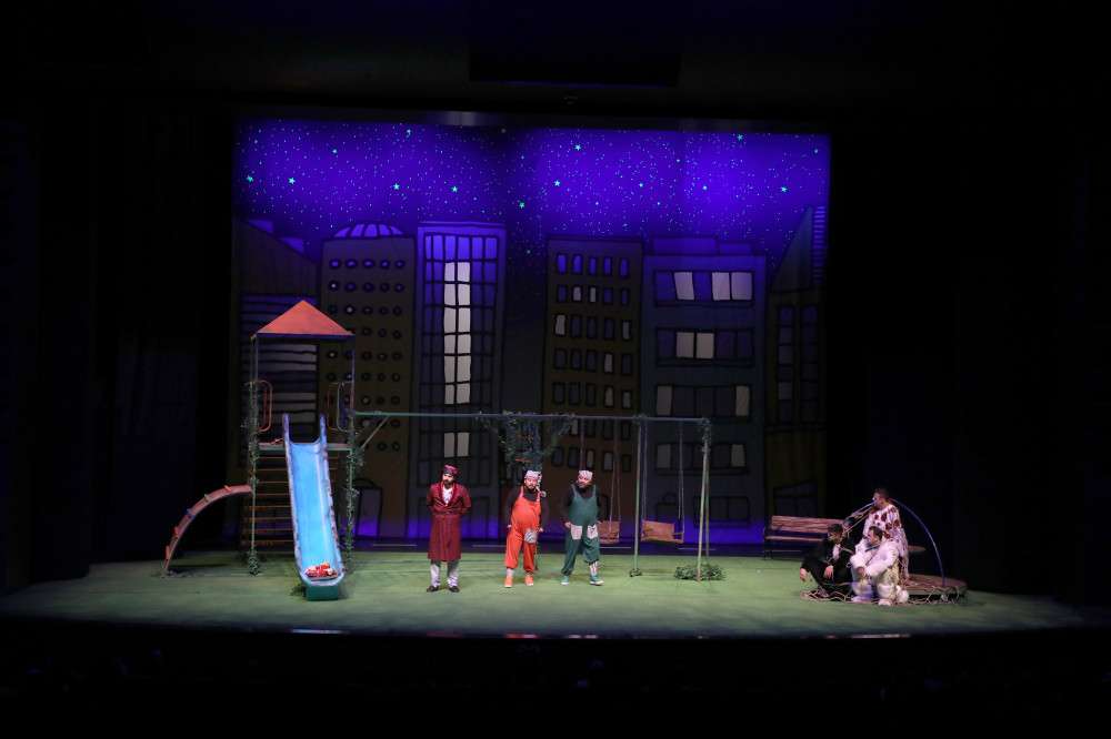 Tiyatroya Yolculuk Projesi ile Çocuklar Tiyatroyla Buluştu