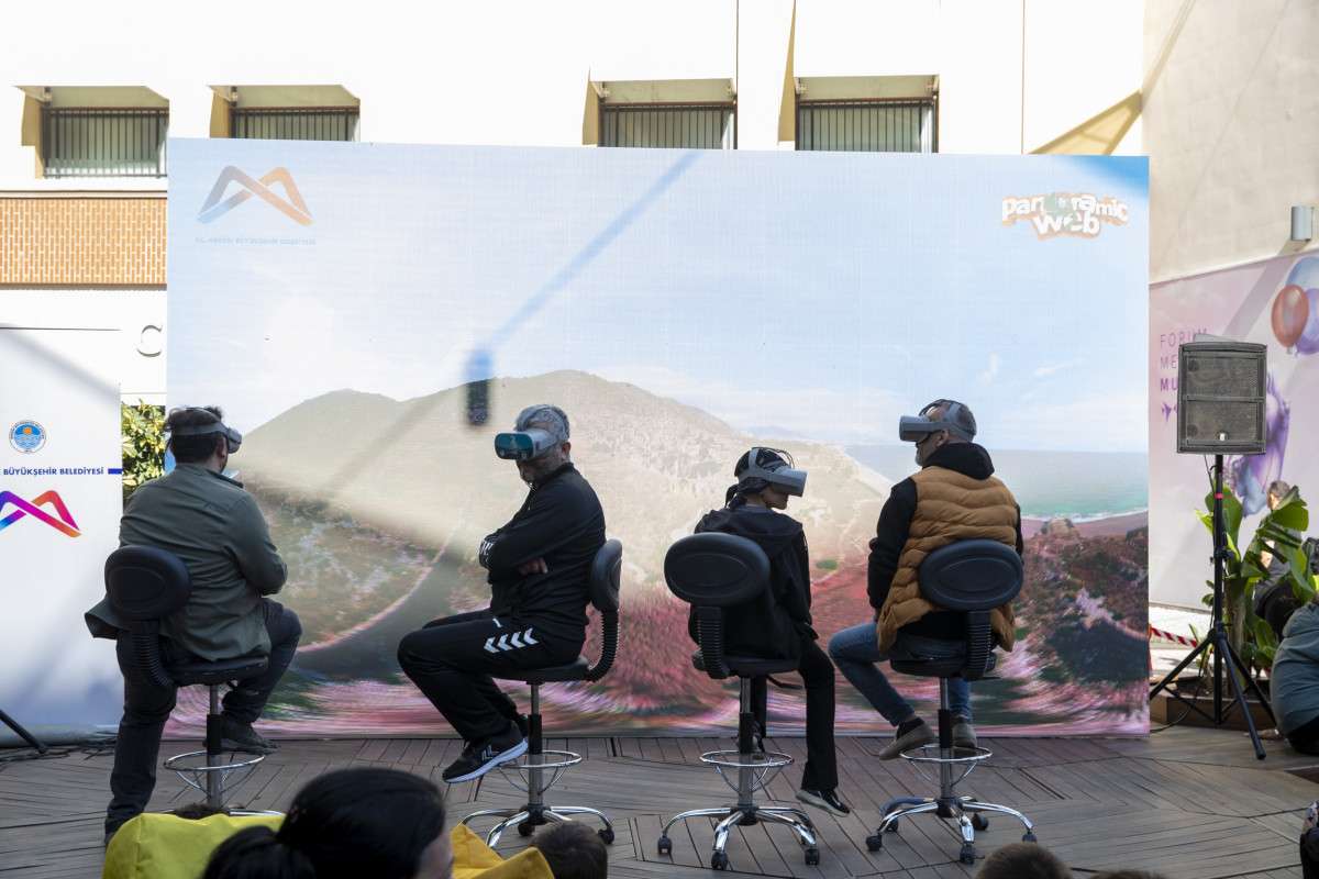 Vatandaşlar burada Mersin'i yeniden keşfediyor