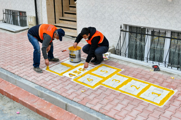 Esenyurt’ta hayatı kolaylaştıran ve eğlendiren boyama 