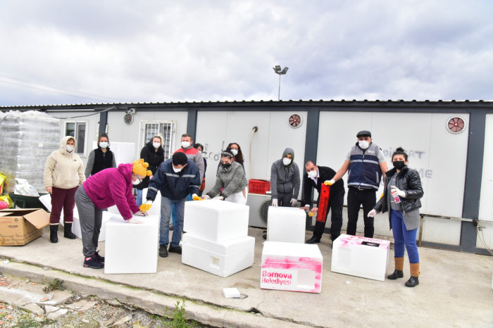 Bornova Belediyesi’nden yürekleri ısıtan hizmet