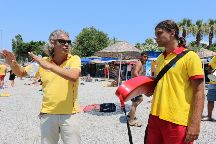 Bodrum Belediyesi can kurtarıyor 